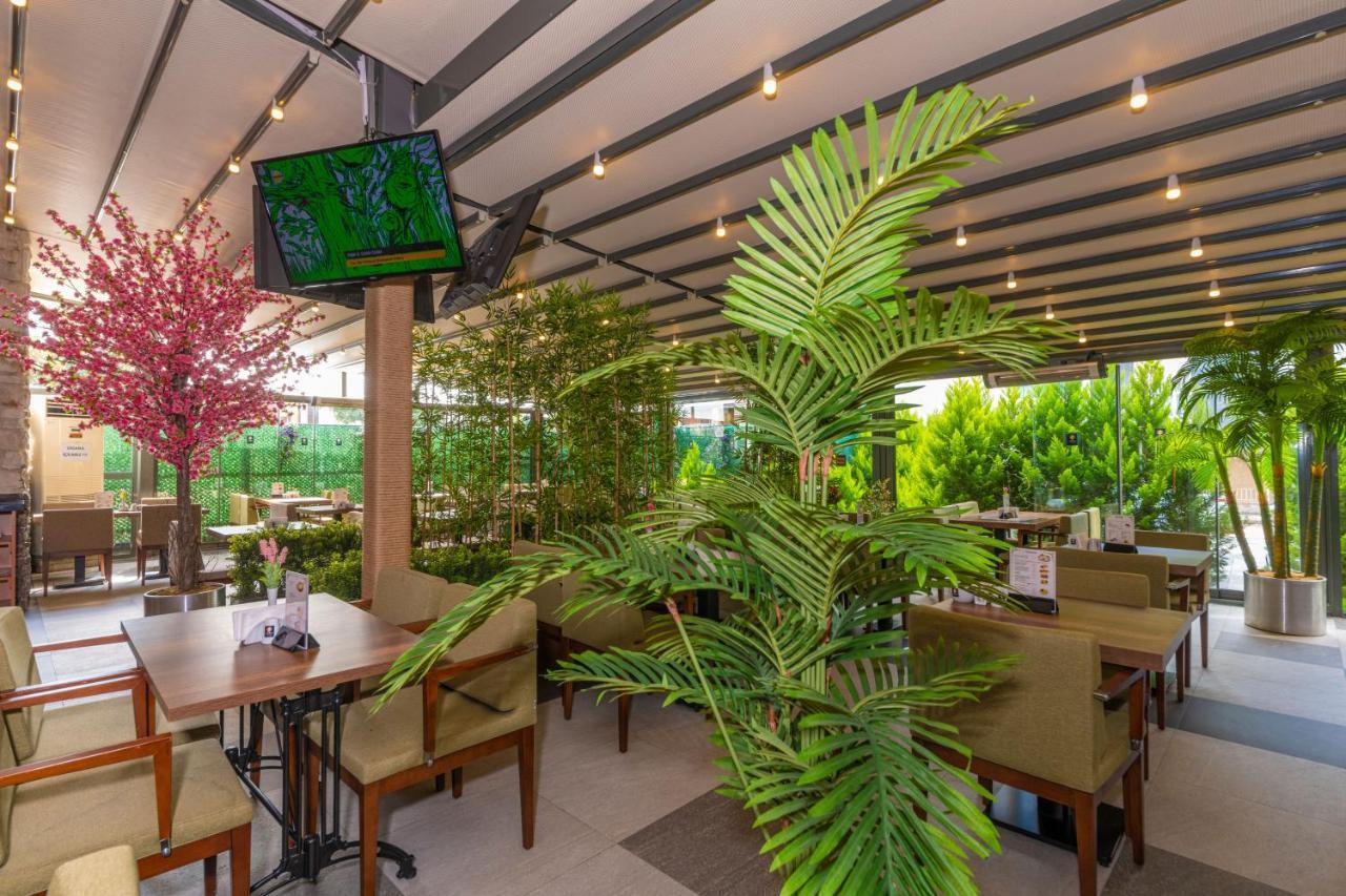 איסטמבול Land Park Hotel מראה חיצוני תמונה